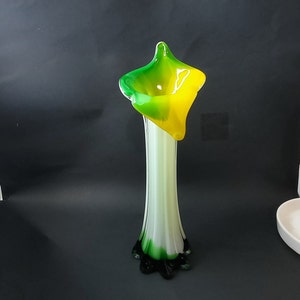 Vintage Calla Lily Vase Yellow And Green Handblown Jack In Pulpit Art Glass