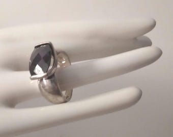 Vintage Sterling Silver Ring Amethyst Color