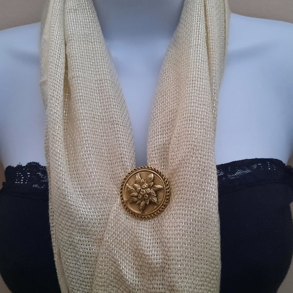 Vintage Western Germany Gold Tone Scarf Clip Vict… - image 2