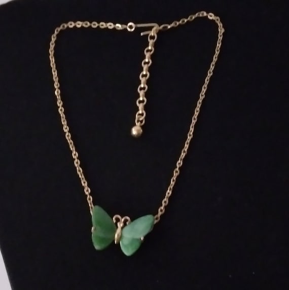 Crown Trifari Green Butterfly Gold Tone Necklace - image 10