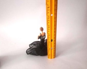 ホールマーク マテル ファッション バービー人形（黒いドレス） - Etsy