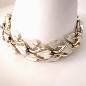 Coro signed Bracelet White Enamel And Silver Tone