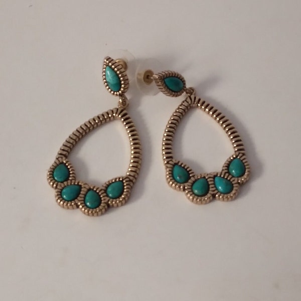 Studio BARSE THAI Earrings Silver Tone Turquoise Blue beads