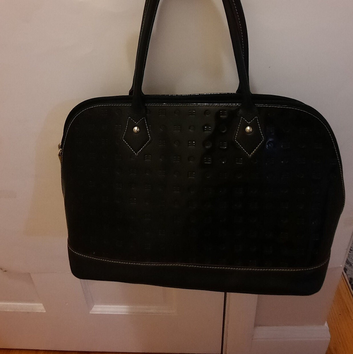 Arcadia patent leather purse hotsell