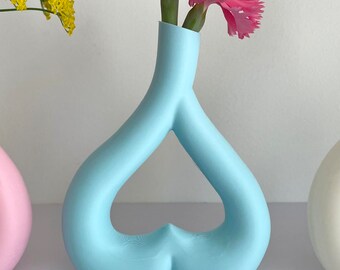 GoodBuy.ai Herz umrissene 3D gedruckte Vase - einzigartiges umgedrehtes Herz-Design