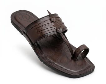 Handgjorda Kolhapuri-sandaler i läder för män | Brun tåring Chappal Footwear