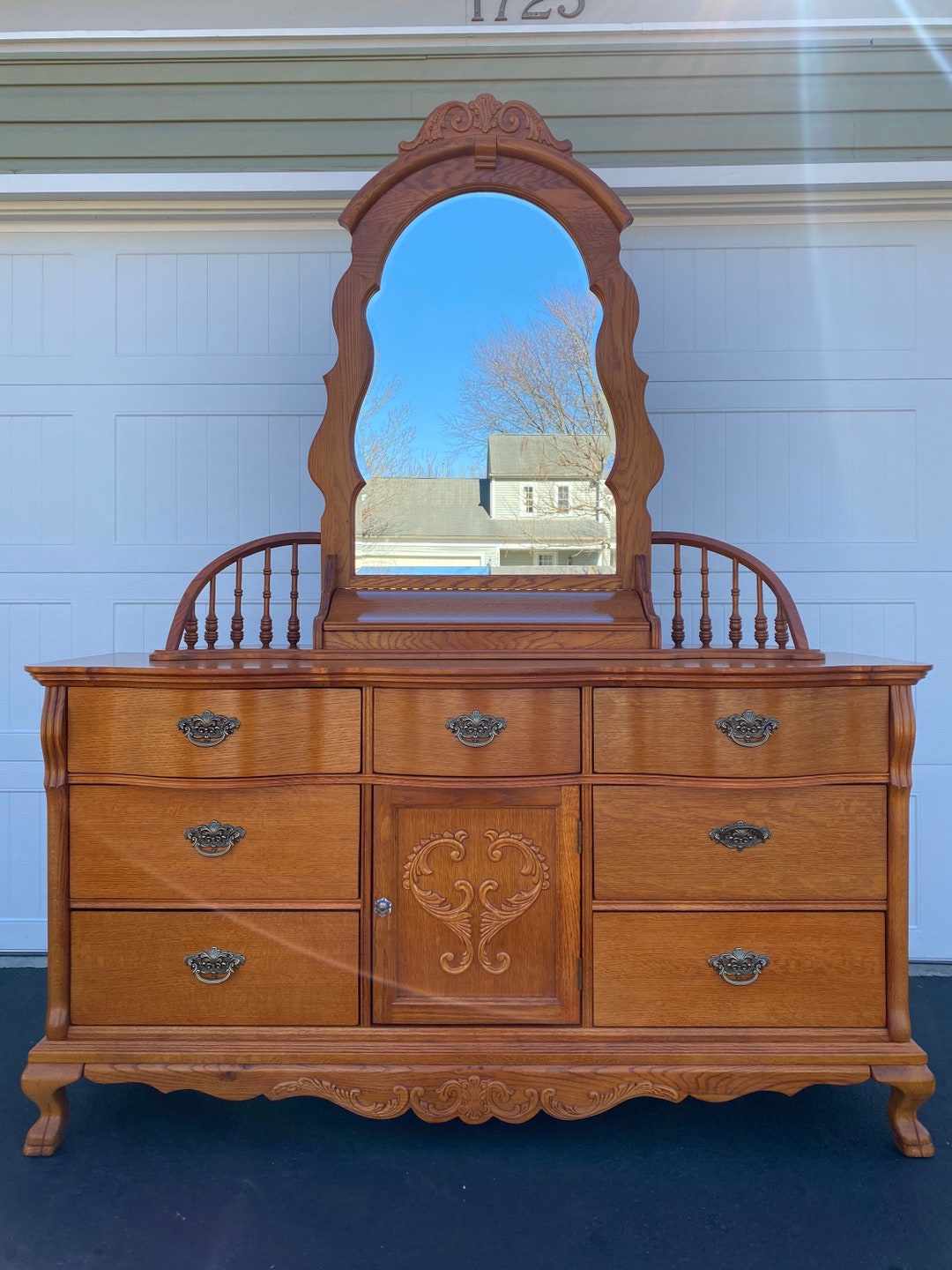 Lexington Victorian Sampler Collection Double Triple Dresser With