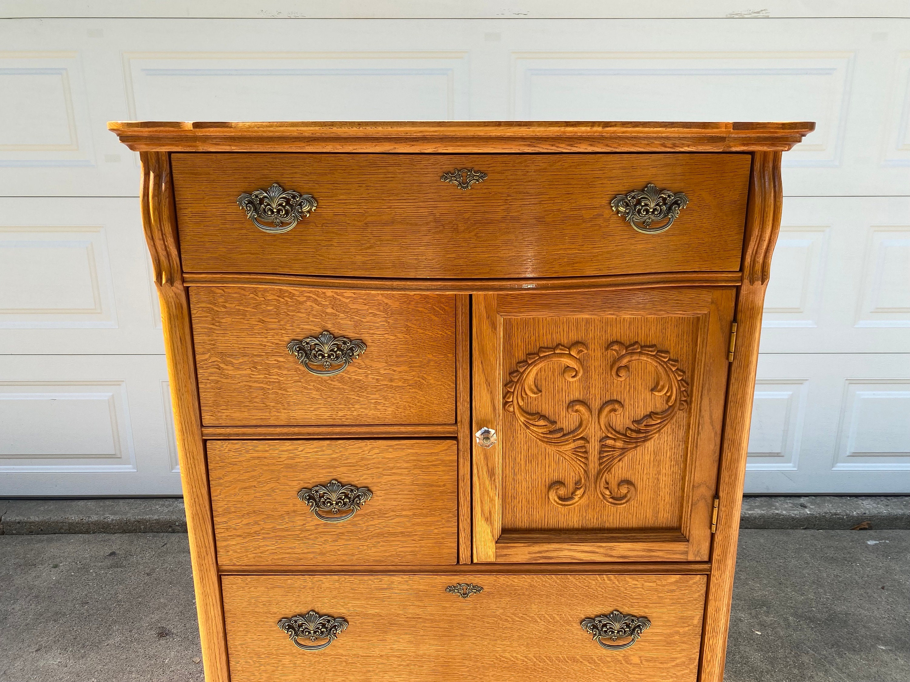 Lexington Furniture Door Chest Victorian Sampler Collection 391