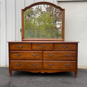 Thomasville Impressions Triple Dresser with Mirror