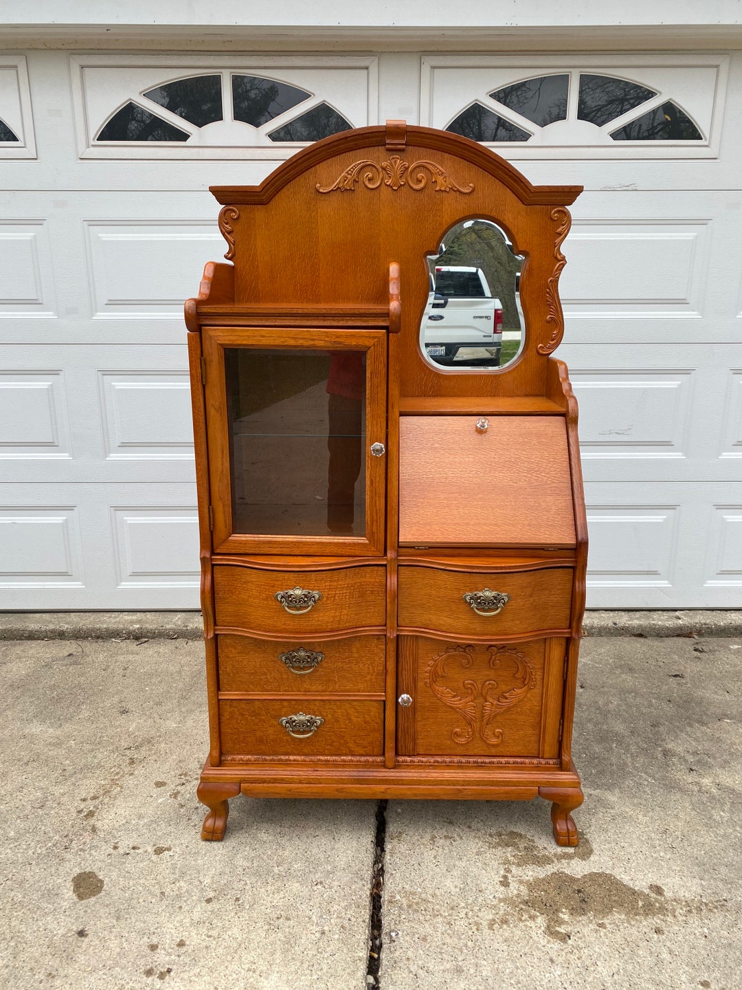 Lexington Furniture Victorian Sampler Collection Side by Side Vanity