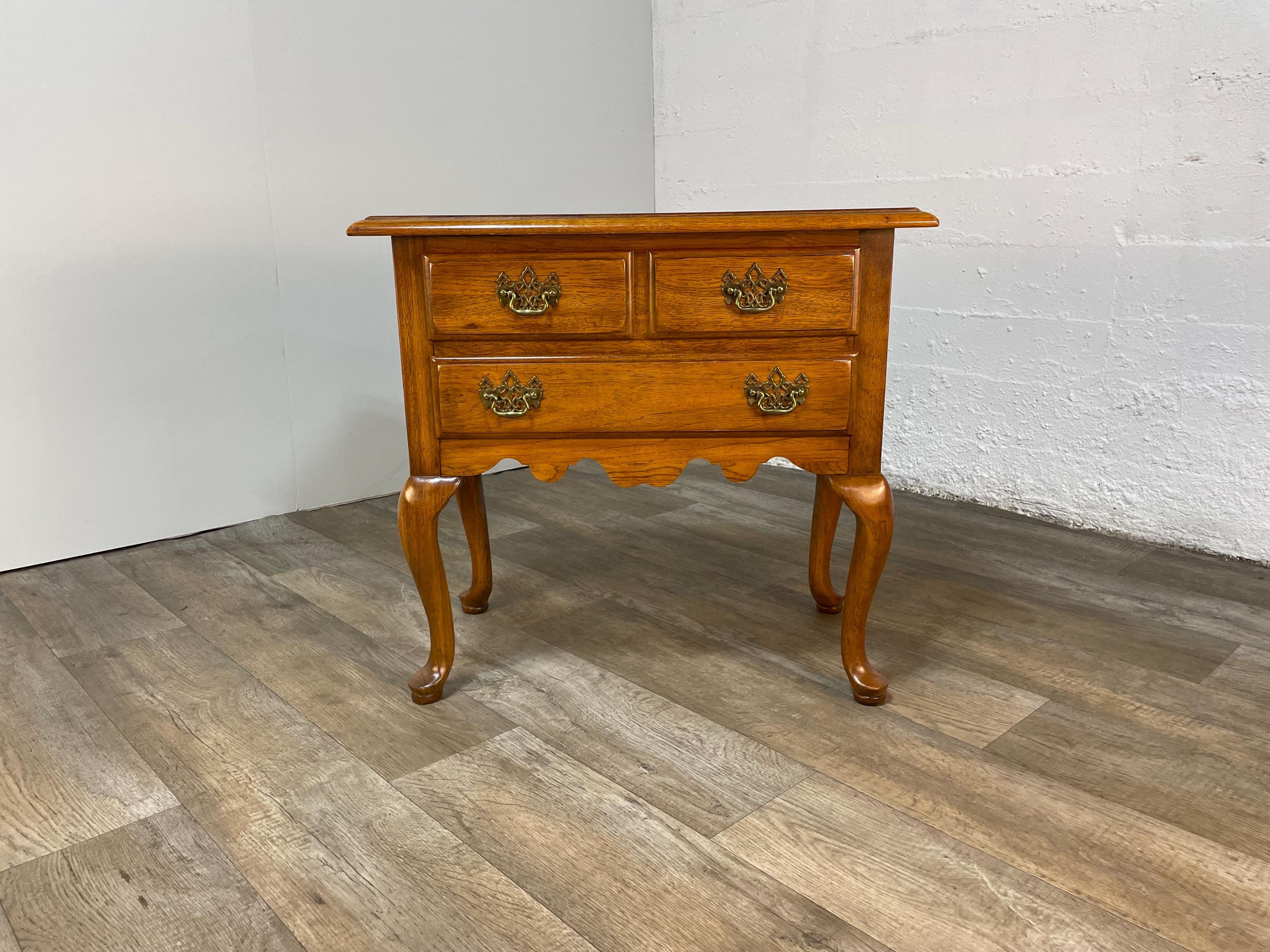 Thomasville Fisher Park Collection Nightstand - Etsy