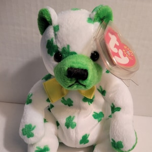 Beanie Baby - Clover the Irish Bear by TY - March 13, 2001 Now retired