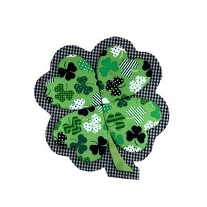 Shamrock wreath attachment, St. Patrick wreath attachment, Four leaf clover decor, Luck of the Irish decor, St Patrick&#39;s Day decor