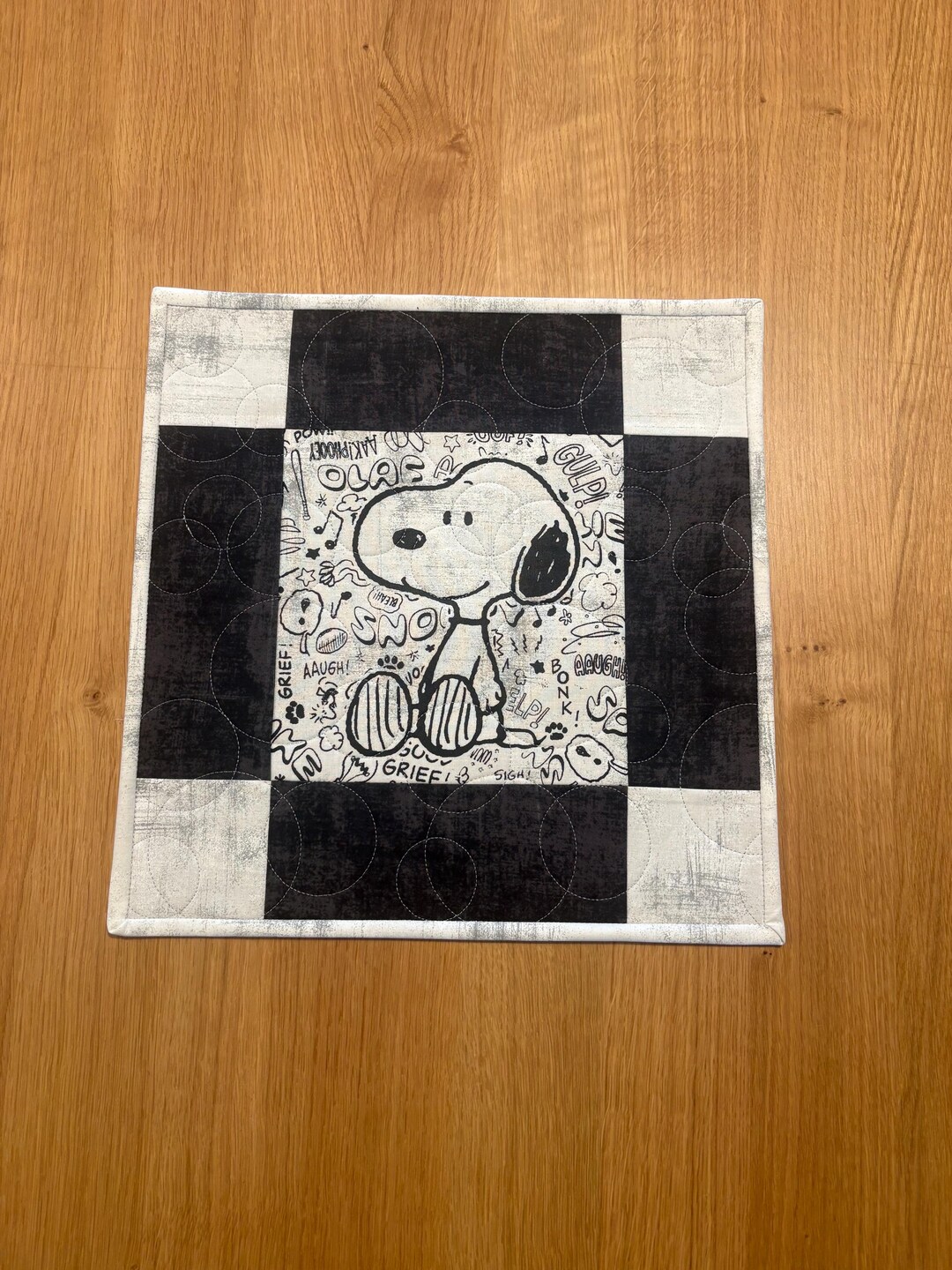 Table Setting Snoopy Snoopy Table Topper - Etsy