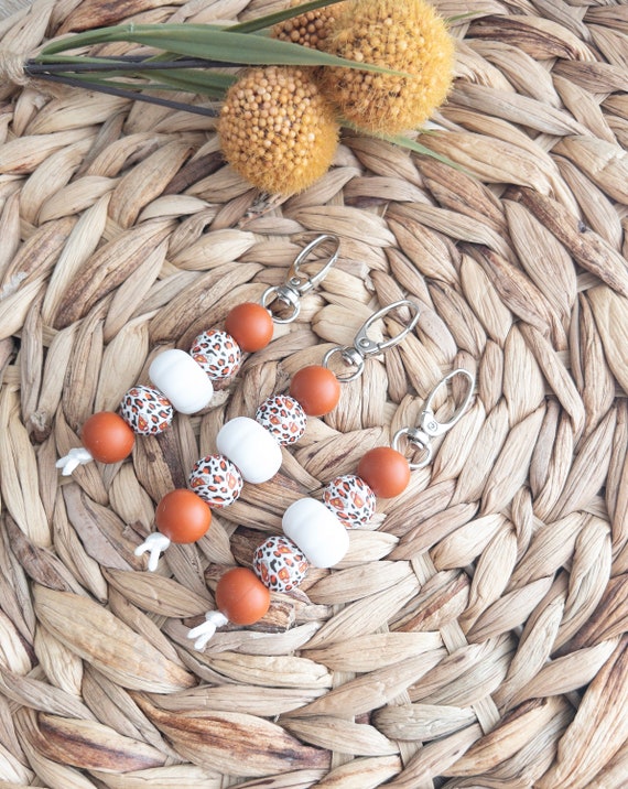 Fall Keychains | Pumpkin Keychains | Pumpkin Spice Keychains | Fall Gifts | Silicone Keychains | Beaded Keychains | Gifts For Her | Seasonal