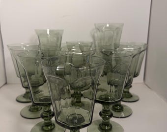 Juego de 10 copas Lenox antiguas de color verde suave / Copas de cristal soplado vintage