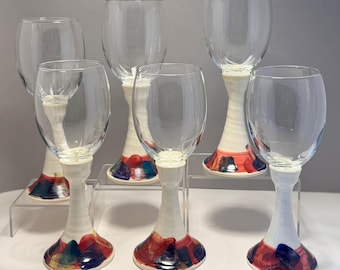 Juego de 6 copas de vino de cerámica de estudio hechas a mano, de gres firmadas