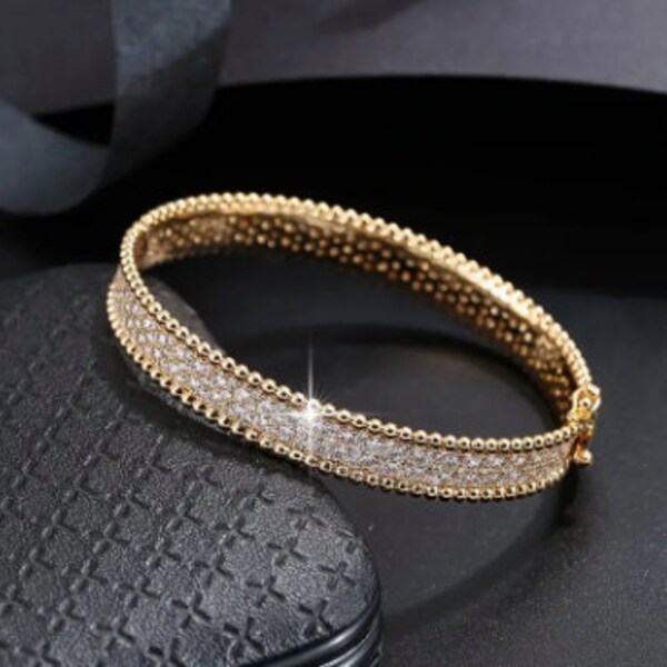Eleganza Dorata Artificial Diamond Bangle bracelet
