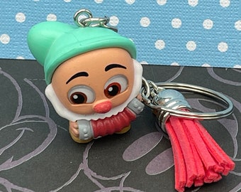 ドアに取り付けられる白雪姫と七人の小人のキーホルダー - Etsy 日本