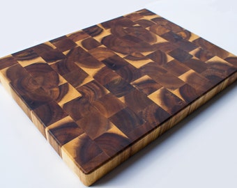 Tabla de cortar de fibra de acacia hecha a mano