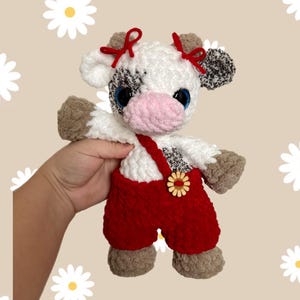 Crochet Cow Plushie: Handmade Stuffed Animal Decor