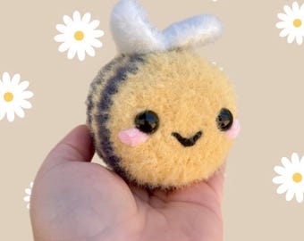 かぎ針編みのシェニールビーぬいぐるみ：手作りの編みぐるみぬいぐるみ