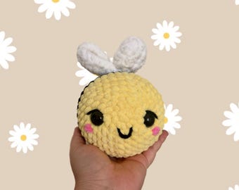 かぎ針編みのハチのぬいぐるみ：ぬいぐるみの装飾