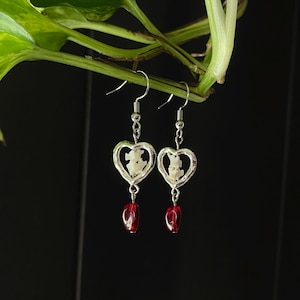 Heart Tiered Rattlesnake Vertebrae Earrings - Oddities and Curiosities