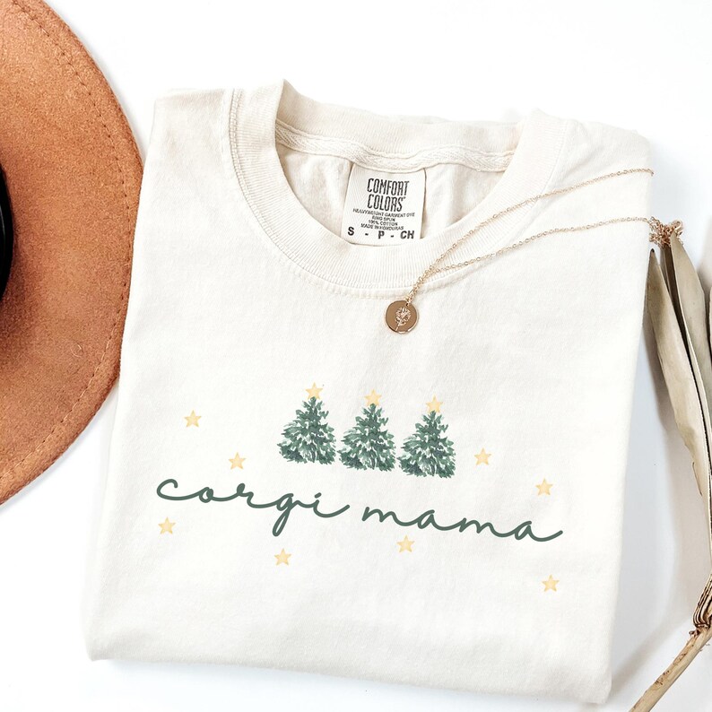 Christmas Tree Mama Shirt, Comfort Colors Evergreen Welsh