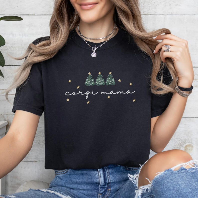 Christmas Tree Mama Shirt, Comfort Colors Evergreen Welsh