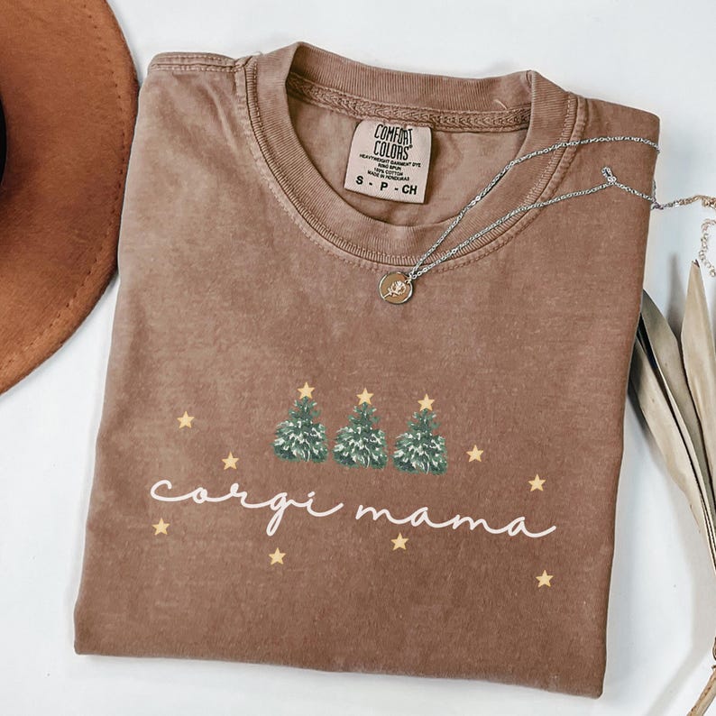 Christmas Tree Mama Shirt, Comfort Colors Evergreen Welsh