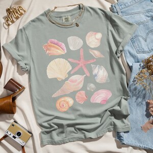 Seashell Shirt, Comfort Colors Coastal Aesthetic Crewneck, Starfish Beach Tee, Ocean Surf Tshirt, Oversized Summery Bathing Suit Coverup