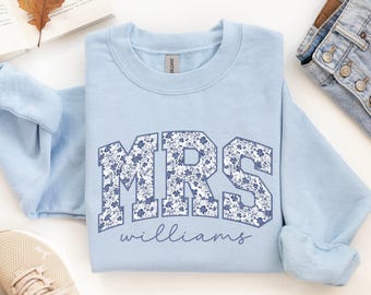 Custom Toile Mrs Sweatshirt, Personalized Bride Sweatshirt, Coquette Wedding Gift, Flower Fiance Engagement Crewneck, Something Blue Sweater