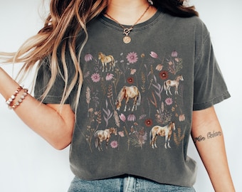 Flower Horse Shirt, Comfort Colors Equestrian Shirt, Wildflower Horse Show Crewneck, Country Horse Barn Tee, Floral Horse Show Mom Gift