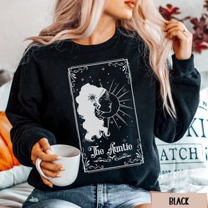 The Auntie Sweatshirt, Fall Tarot Card Auntie Sweater, Witchy Aunt Sweatshirt, Gothic Promoted to Auntie Gift, Celestial New Auntie Crewneck