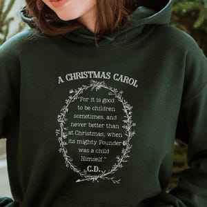Felpa con cappuccio &quot;A Christmas Carol&quot;, felpa con cappuccio ispirata alla letteratura classica, regalo letterario, felpa con cappuccio ispirata a Charles Dickens, maglietta letteraria, citazione di un libro cristiano,