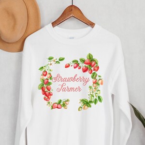 Strawberry Farmer Aesthetic Sweatshirt, Plant Lover Crewneck, Botanical Fruit Print Shirt, Cute Gardener Gift, Spring Cottage Core Clothing,