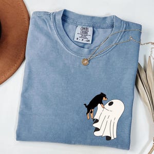 Cute Ghost Shirt, Ghost Dog Shirt, Dogs Halloween T-shirt, Dog Halloween Shirt, Dog Lover Mama Tee, Fall Dog T-shirt
