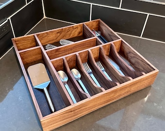 Lådorganisatör i valnöt för kök - Anpassad till din låda med anpassningsbar layout - Knivblock - Bestickorganisatör - Bestickinsats