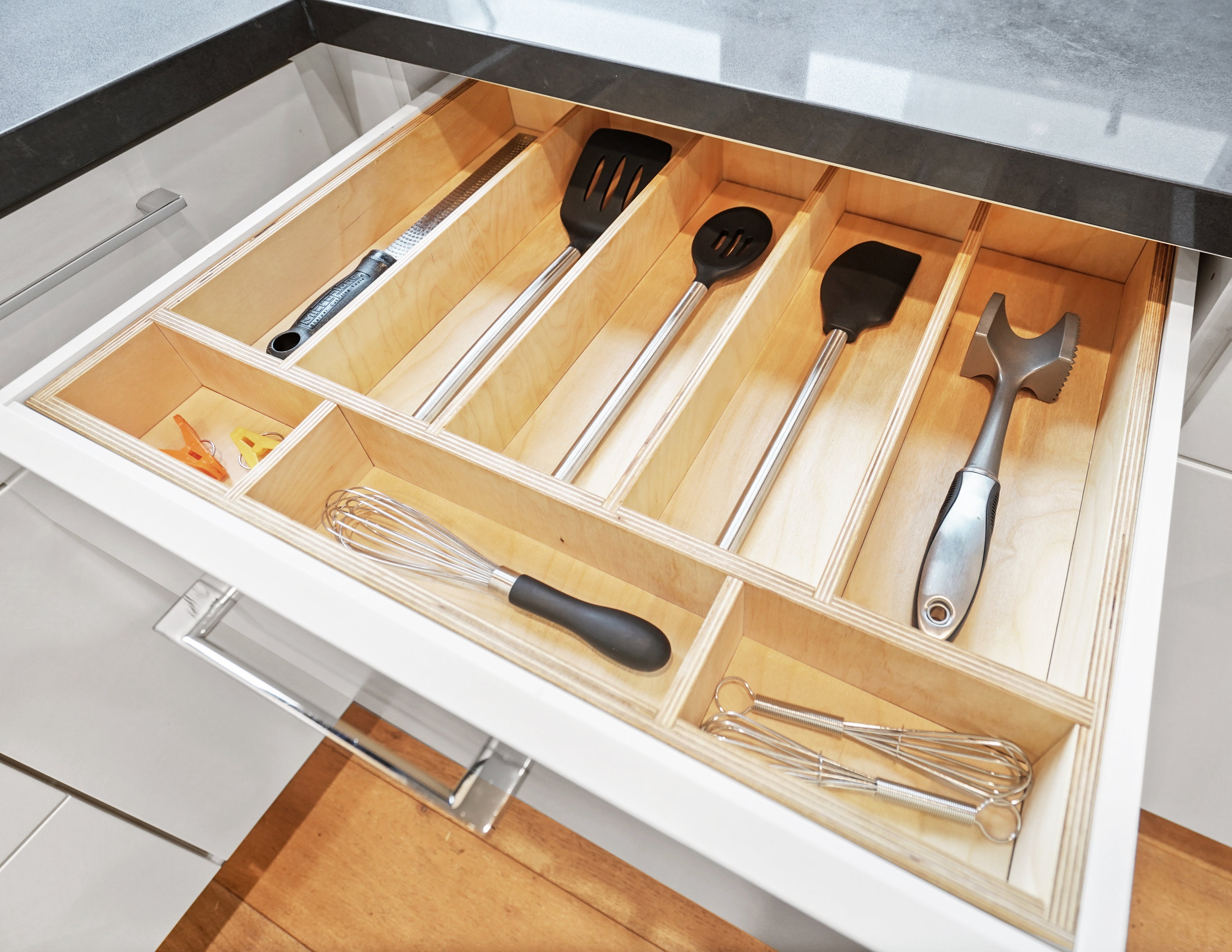 Custom Drawer Organizer. Silverware Organizer. Kitchen Drawer Organizer.  Cutlery Tray. Knife Insert for 2 Big & 3 Small Knives. 