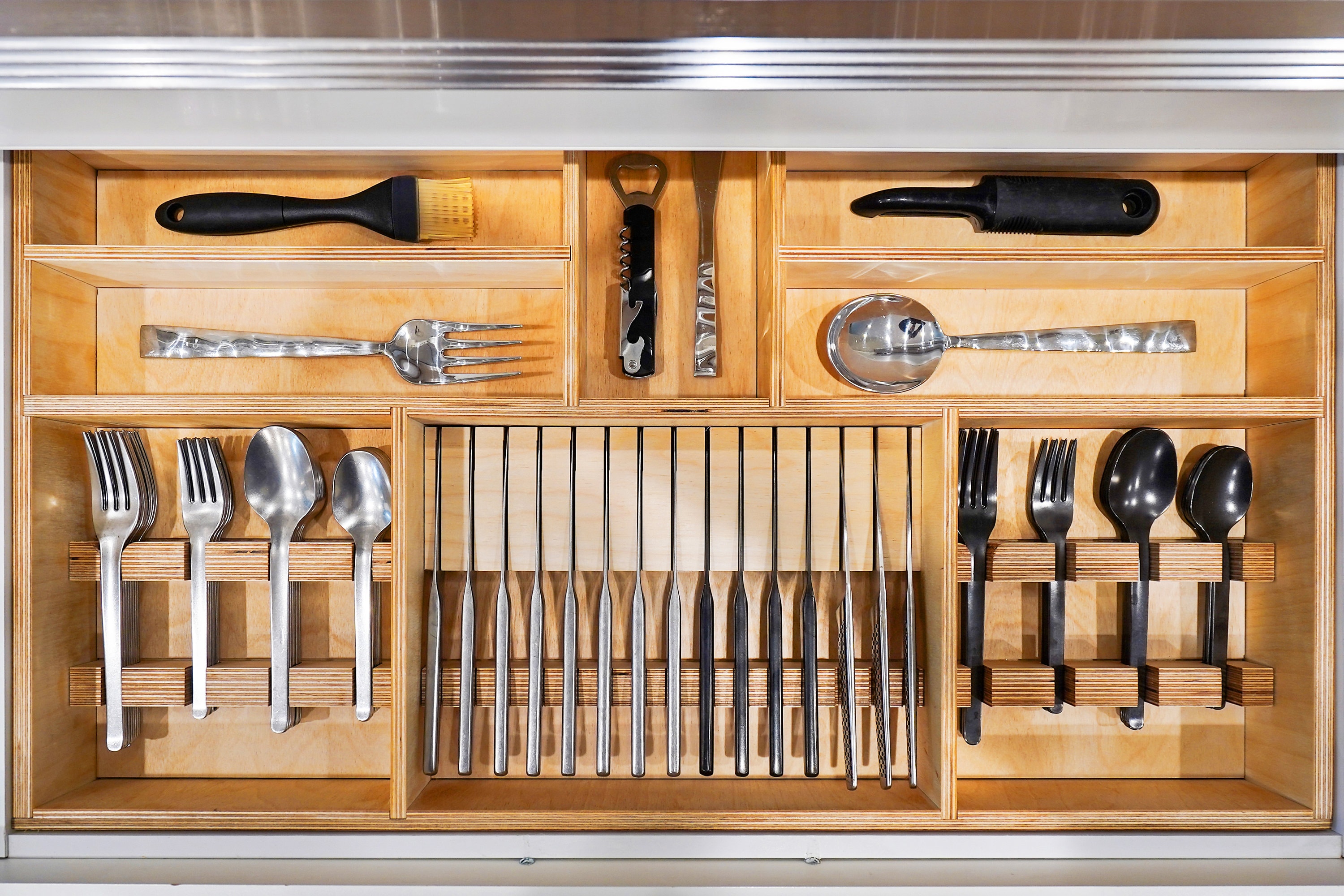 Kitchen Drawer Organizer. Cutlery Tray According to Your Size. Organizer  With Knife Insert 2 Big and 3 Small Knives. 