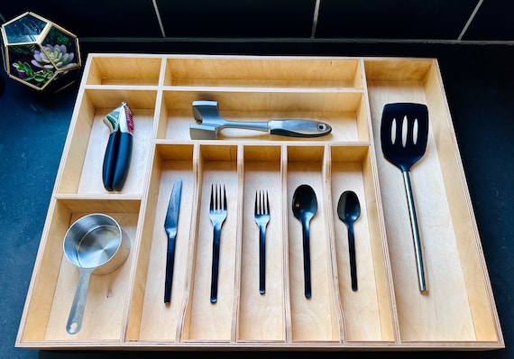 Expandable Kitchen Drawer Organizer – Adjustable Utensil Tray For Spoons, Forks, Knives, Black Plastic Storage - View #5