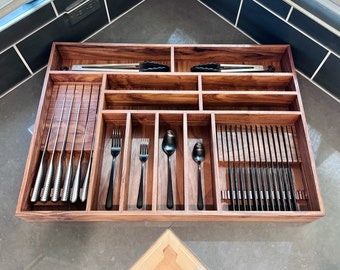 Lådorganisatör i valnöt för köksredskap Anpassad lådorganisatör Anpassad lådinsats Anpassad knivorganisatör Lådorganisatör för lådor