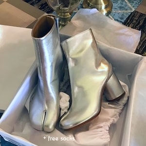 Margiela iridescent deals tabi