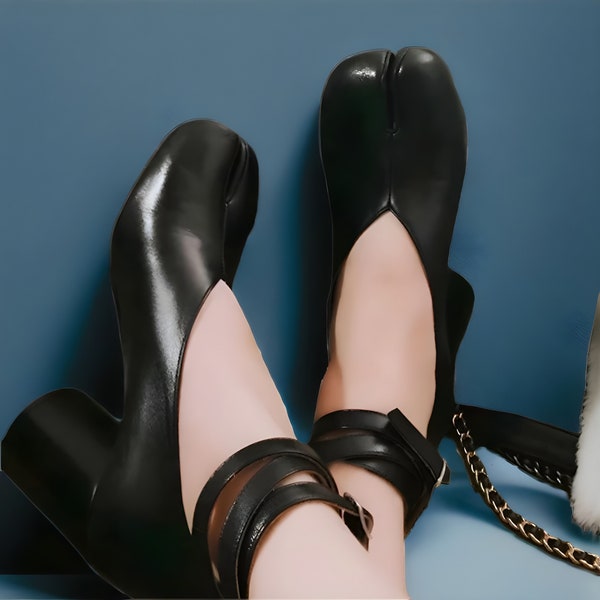 Women's Leather Black Split-Toe Ninja Tabi Boots 7.5cm Heel - Divided Toe Boots, Japanese-Inspired Platform Ankle Booties Split Toe Boots.