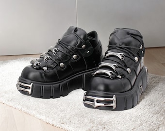 Women's Black Gothic Shoes, Punk Style Lace-up Heel Boots, Metal Platform Shoes, Buckle Boots, Motorcycle Boots, Y2K & Gothic Style Boots