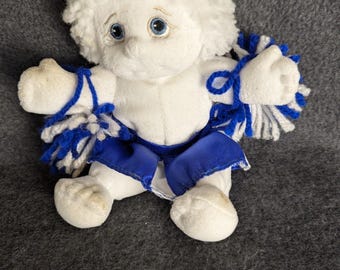 Dreamsicles Angel Hugs 1999 CHEERLEADER Blåvit Plysch Gosedjur 20 cm Ny