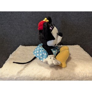 GUND 8 in Plush Minnie Mouse image 3