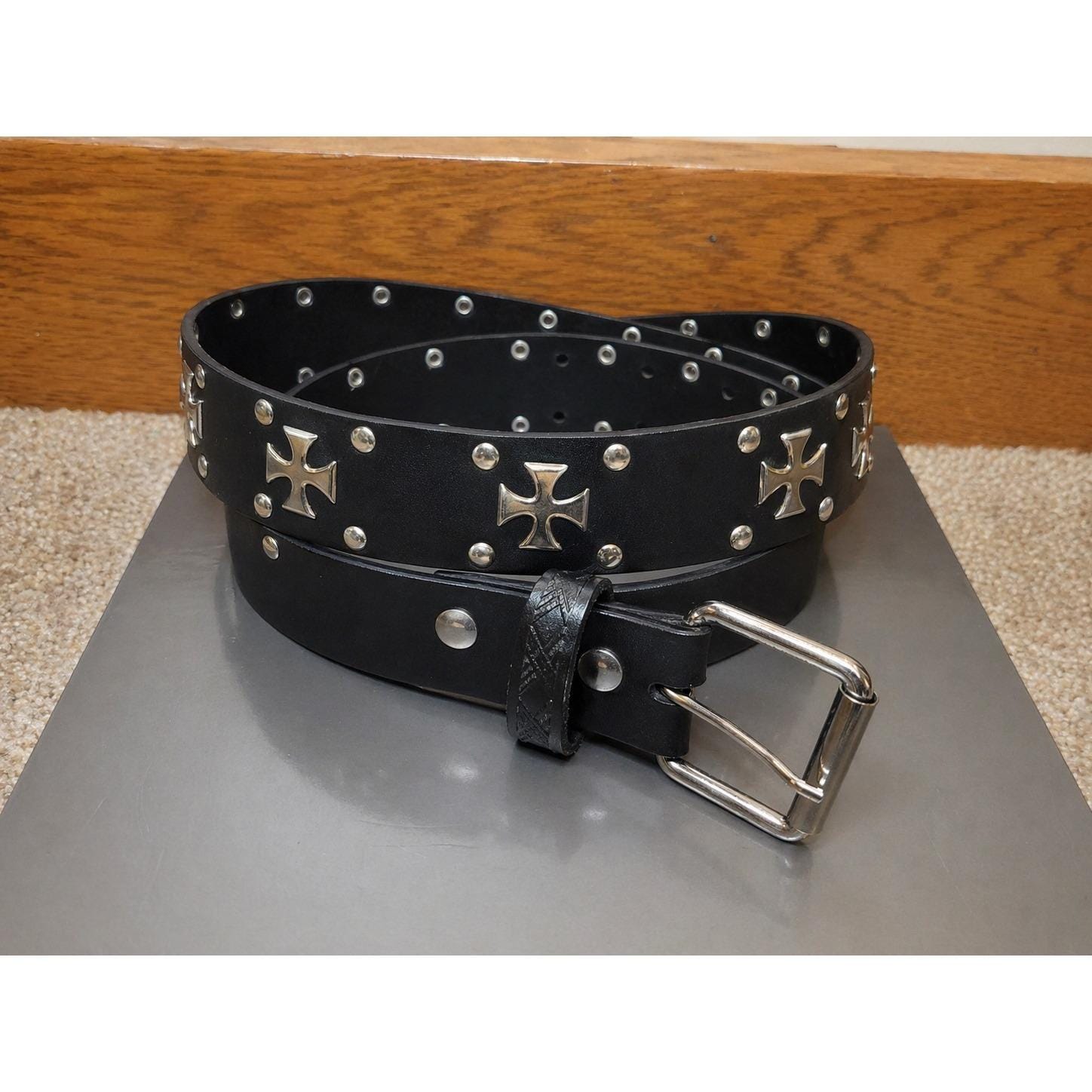 studded garter belt Spiky Heart Garter Belt Spiked Goth main image 1