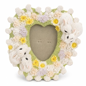 Marco de fotos Fancy Frames Bunny Garden II con forma de corazón, diseño floral de conejo blanco, 5x5 cm, excelente.